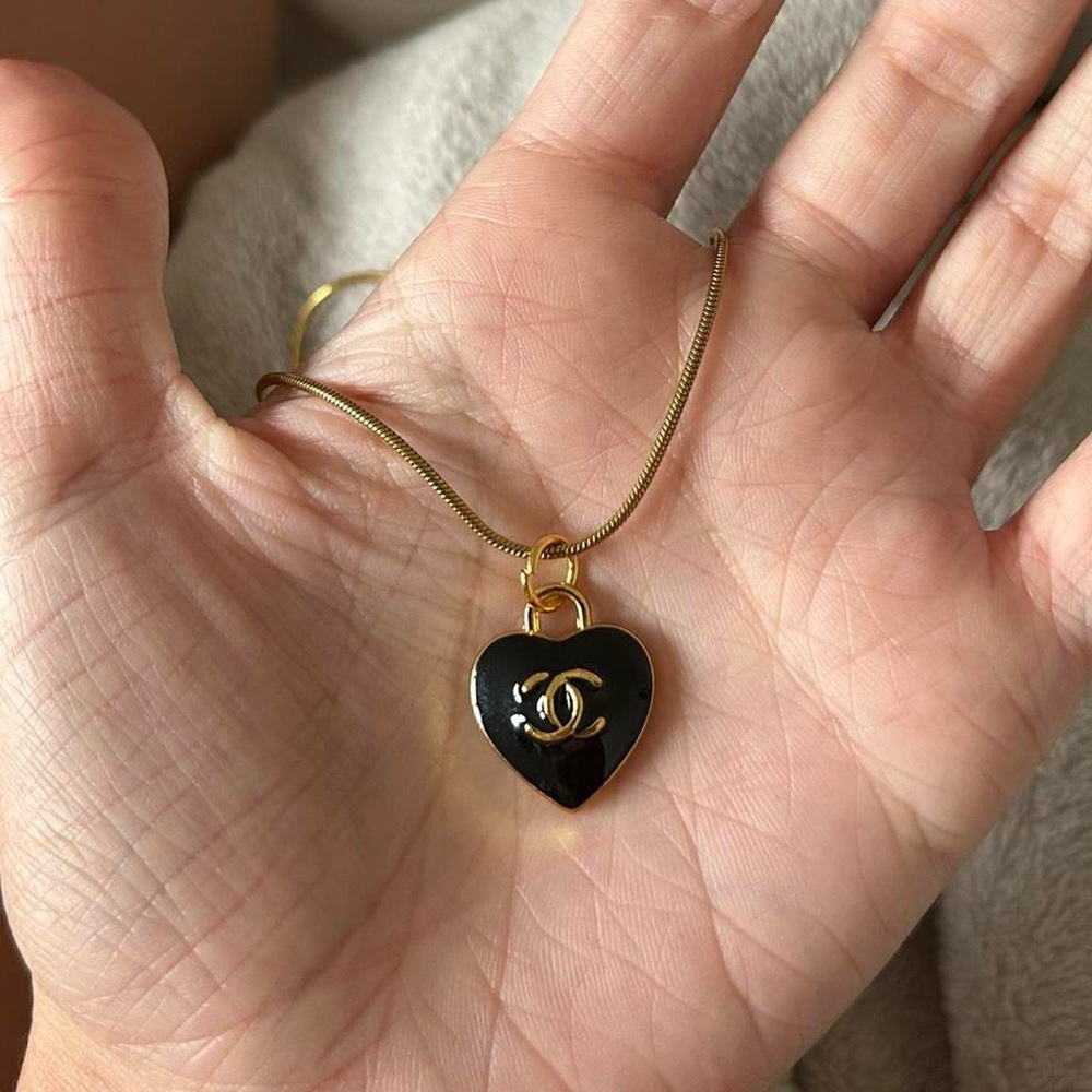 CHANEL Gold and Black Heart Necklace
